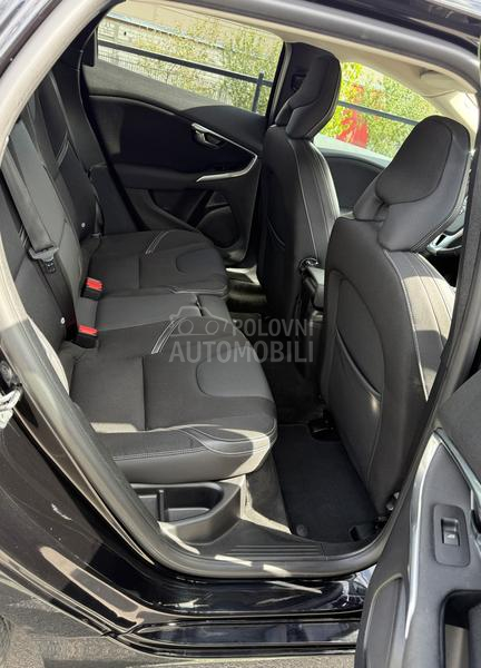Volvo V40 2.0 MY2017