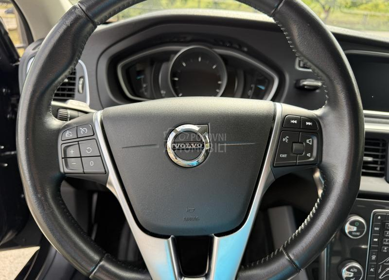 Volvo V40 2.0 MY2017