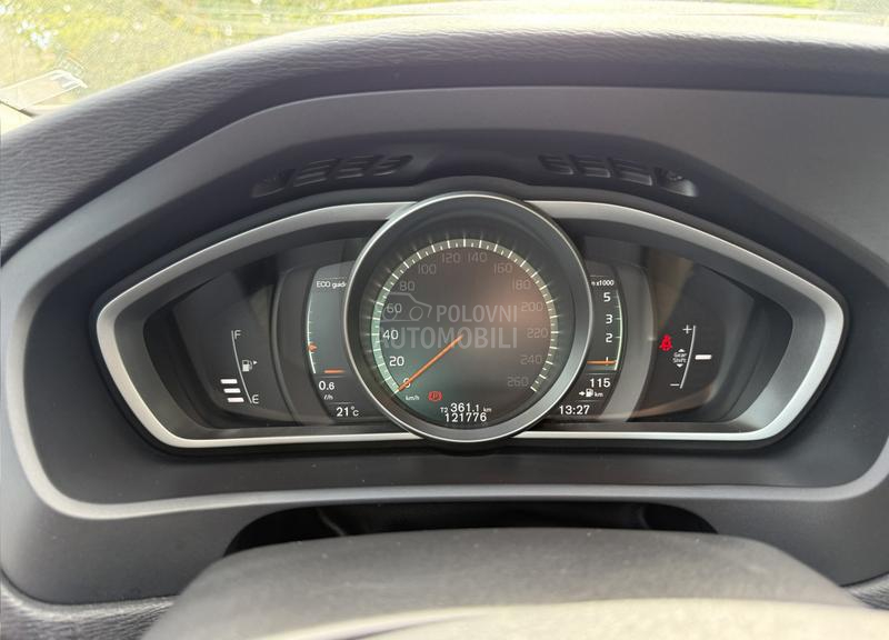 Volvo V40 2.0 MY2017