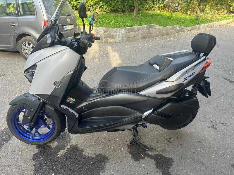 Yamaha XMAX