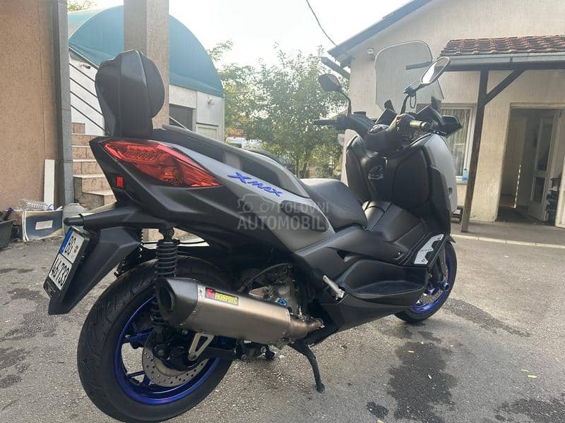 Yamaha XMAX
