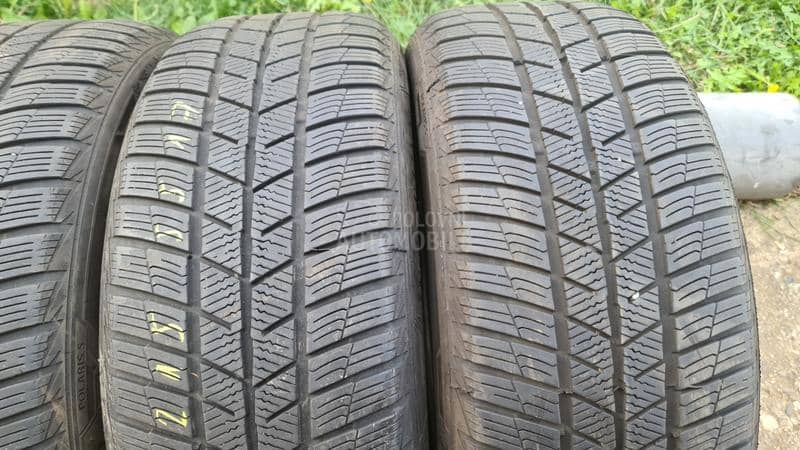 Barum 215/55 R17 Zimska