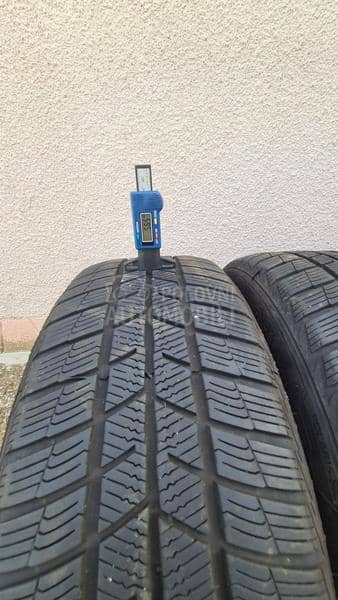 Barum 215/55 R17 Zimska