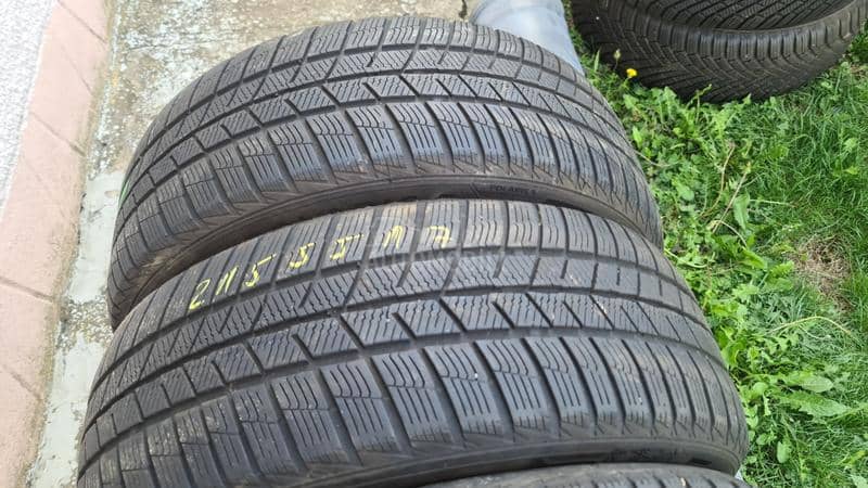 Barum 215/55 R17 Zimska