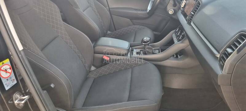 Škoda Karoq 1.6 TDI LED NAV KAM
