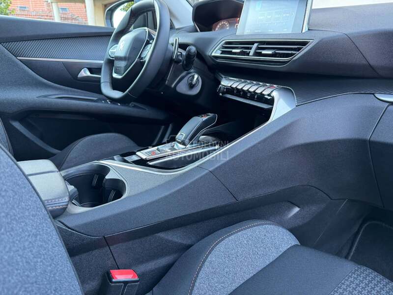 Peugeot 3008 1.5HDI EAT8 V Servis
