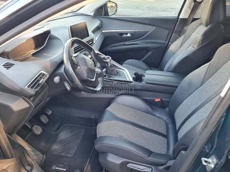 Peugeot 5008 Allure 360 kamere