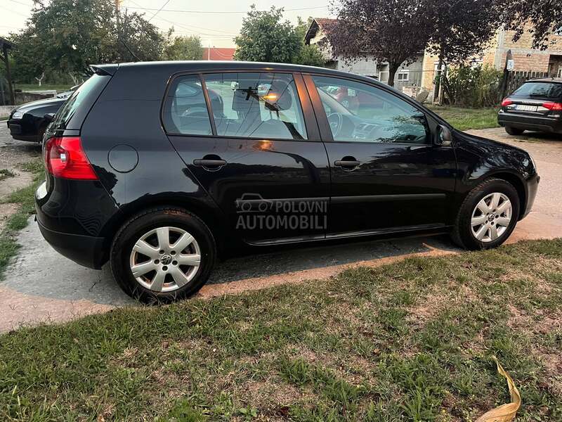 Volkswagen Golf 5 1.6 FSI o DliCa n CH