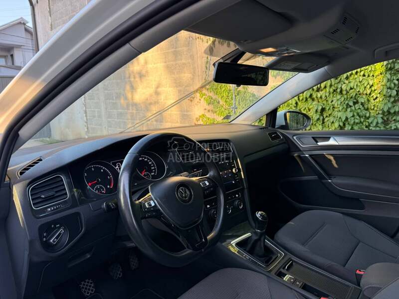 Volkswagen Golf 7 