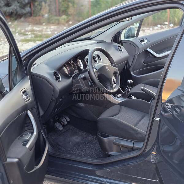 Peugeot 308 //RESTAY