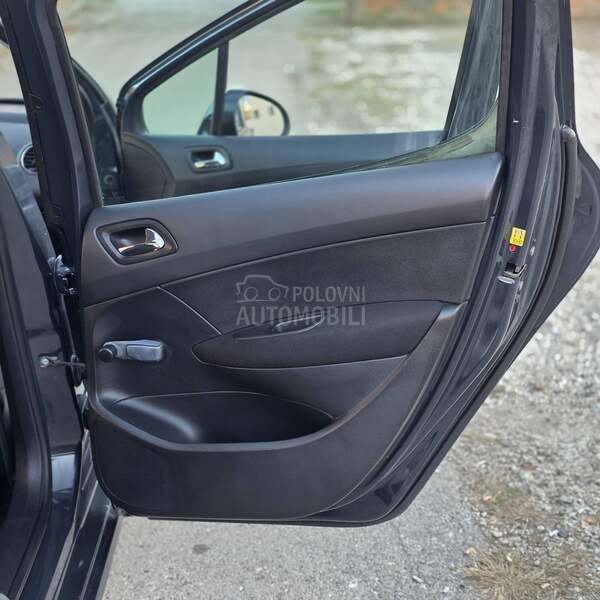 Peugeot 308 //RESTAY