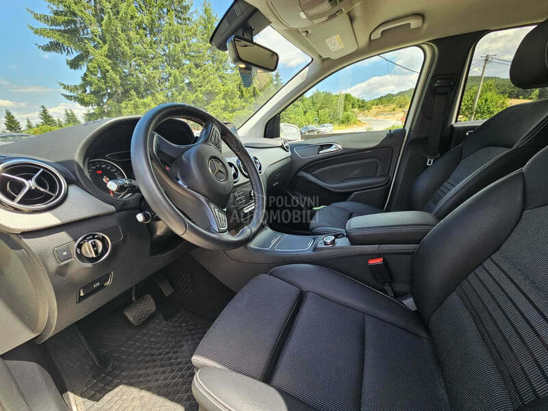 Mercedes Benz B 180 1.6
