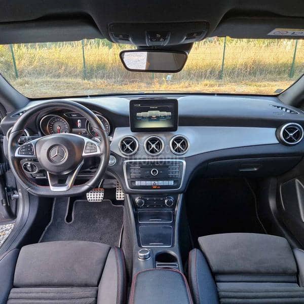 Mercedes Benz CLA 180 AMG