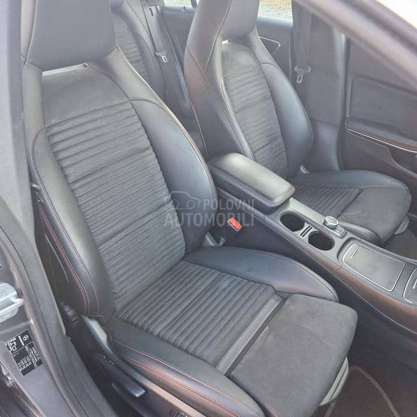 Mercedes Benz CLA 180 AMG