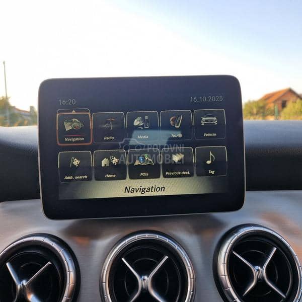 Mercedes Benz CLA 180 AMG