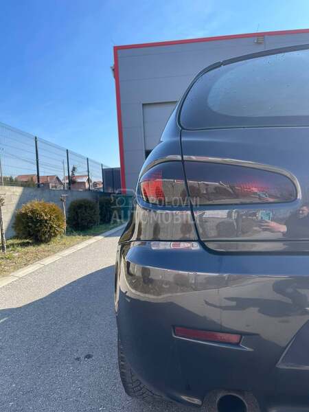 Alfa Romeo 147 