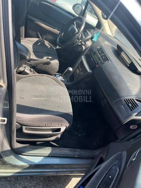 Citroen C4 1.6aut 2008. god. -  kompletan auto u delovima