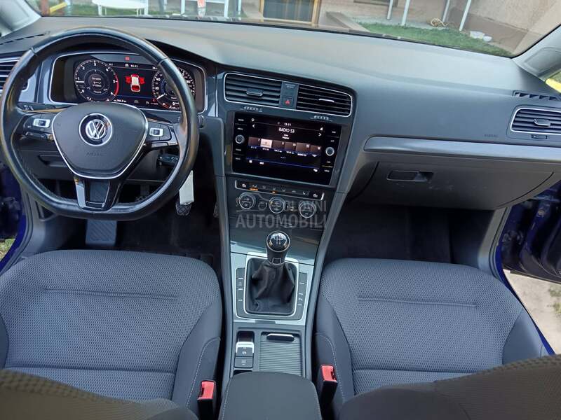 Volkswagen Golf 7 1.6TDI Virtual Toop