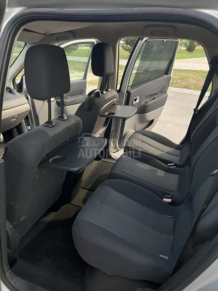 Renault Grand Scenic 1.9 dCI