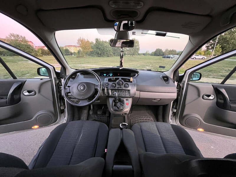 Renault Grand Scenic 1.9 dCI
