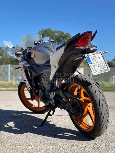 Honda cbr