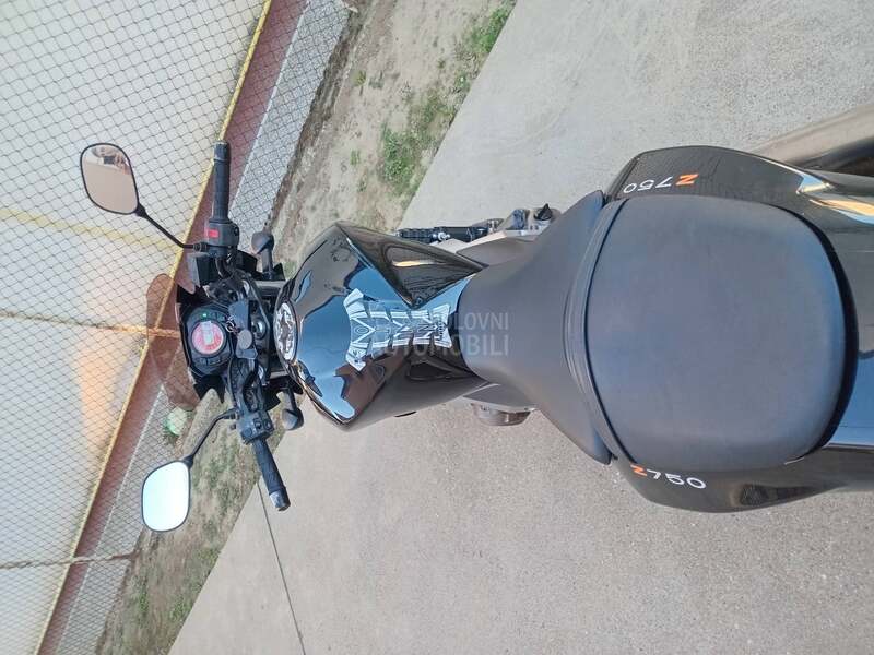 Kawasaki Z750