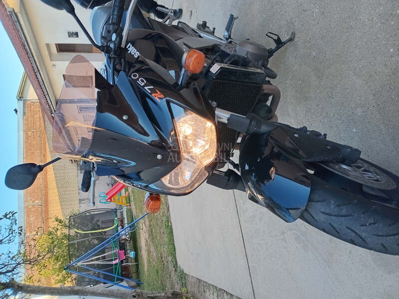 Kawasaki Z750
