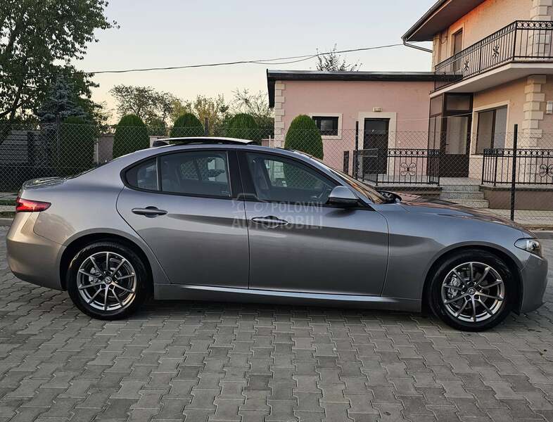 Alfa Romeo Giulia //PAANORAMA