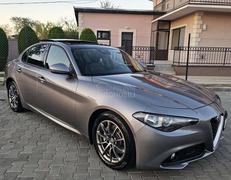 Alfa Romeo Giulia //PAANORAMA