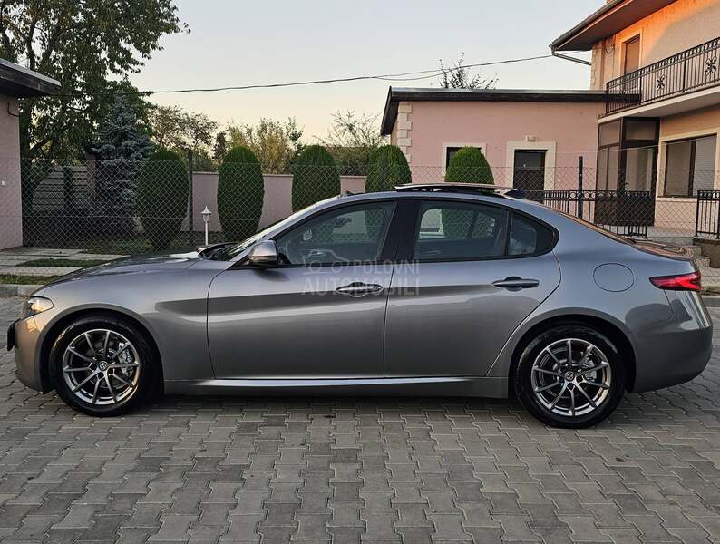 Alfa Romeo Giulia //PAANORAMA