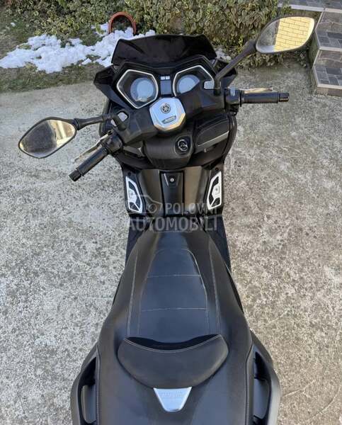 Yamaha Xmax 250