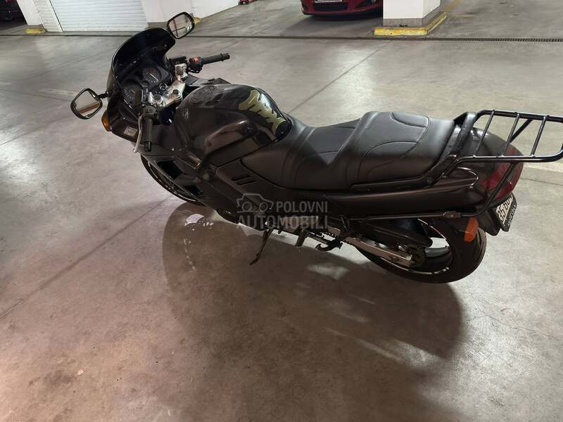 Honda CBR 1000F