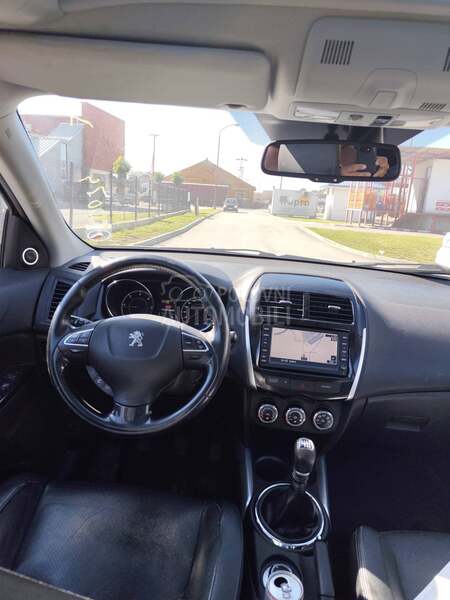 Peugeot 4008 1,6 HDi AWD