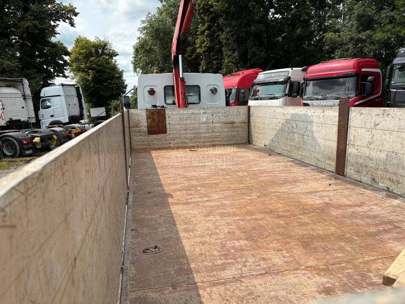 Renault MIDLUM  16.220 FASSI