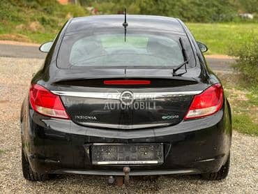 Gepek vrata sa staklom Z22C za Opel Insignia od 2009. do 2017. god.