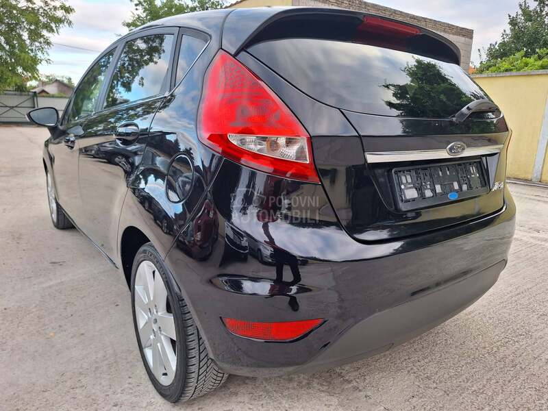 Ford Fiesta POGLEDATI TEXT