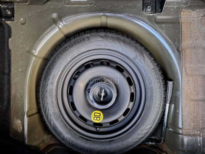 Ford Fiesta POGLEDATI TEXT