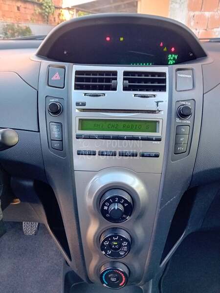 Toyota Yaris 1.33vvti LINEA LUNA