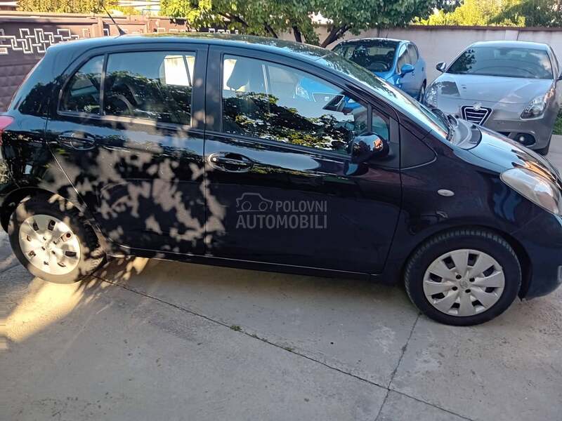 Toyota Yaris 1.33vvti LINEA LUNA