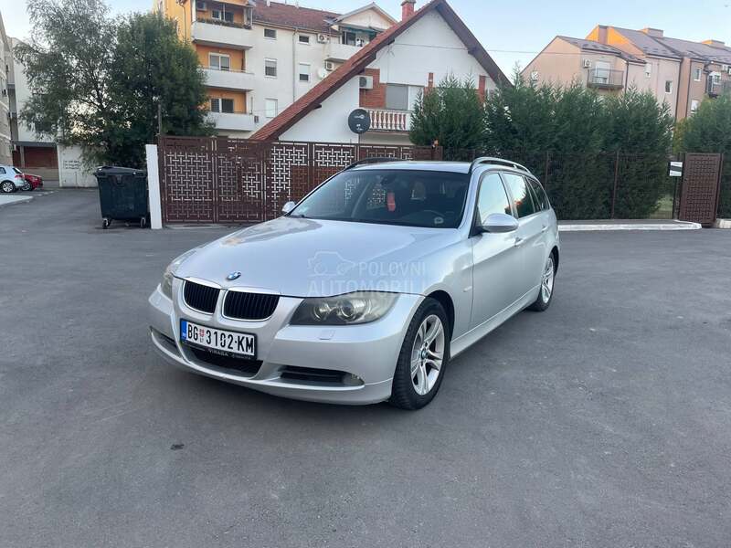 BMW 320 