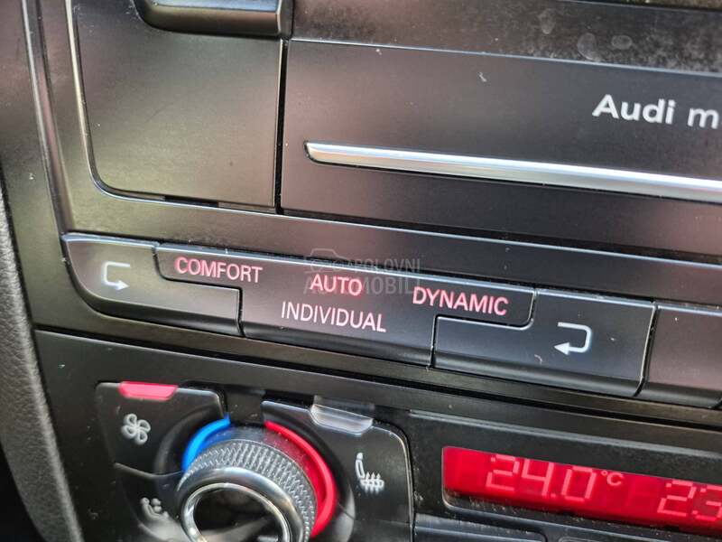 Audi Q5 2.0TDI 3XS-LINE/PANO