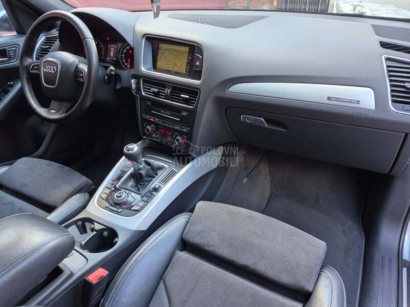 Audi Q5 2.0TDI 3XS-LINE/PANO