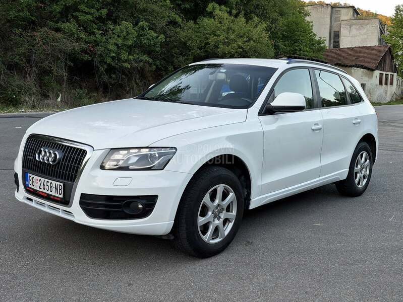 Audi Q5 2.0TDI/AUT/DIODA