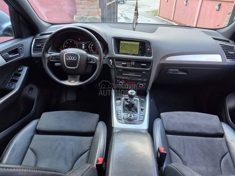 Audi Q5 2.0TDI 3XS-LINE/PANO