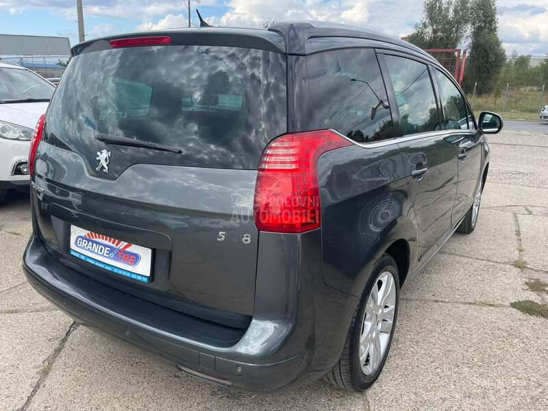 Peugeot 5008 1.6 HDi