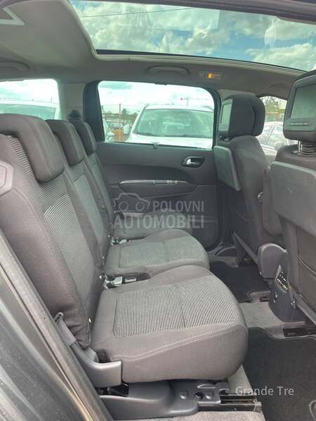 Peugeot 5008 1.6 HDi