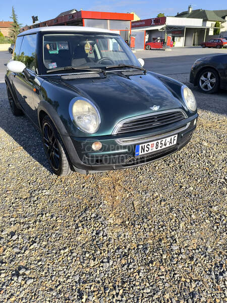 MINI One 