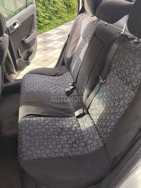 Opel Astra G 1.6B