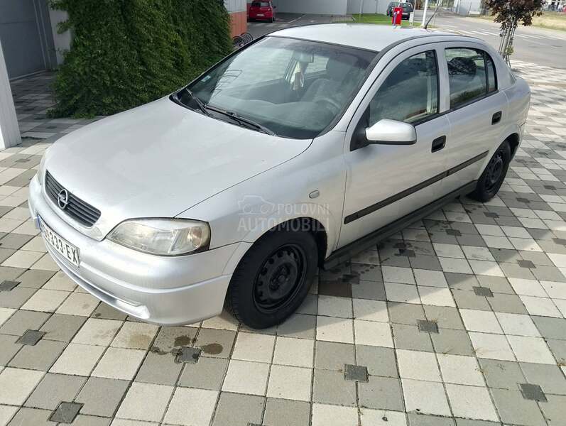 Opel Astra G 1.6B