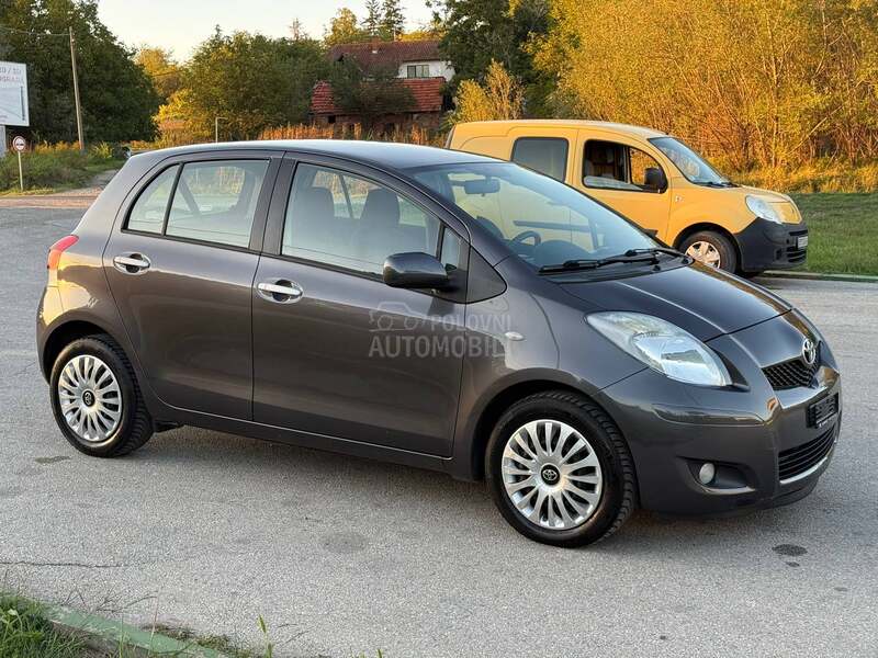 Toyota Yaris aut0matik d4d